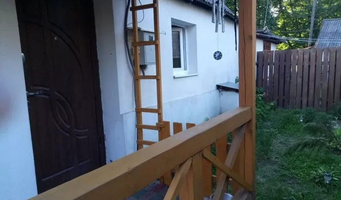 №5633 частина приватного будинка в с. Зарічани