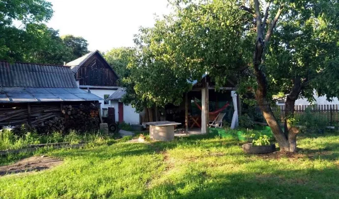 №5633 частина приватного будинка в с. Зарічани