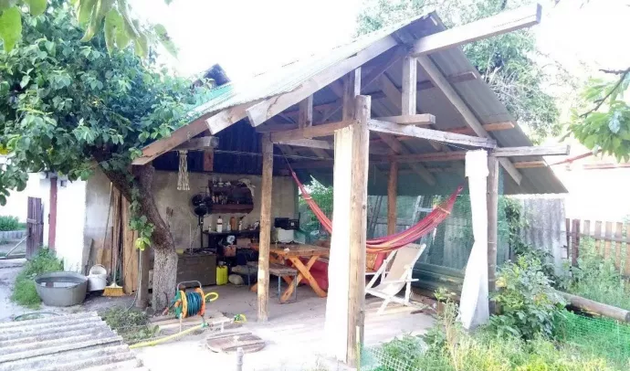 №5633 частина приватного будинка в с. Зарічани