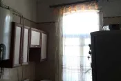 №5610 частина приватного будинка в центрі міста на вул. Леваневського