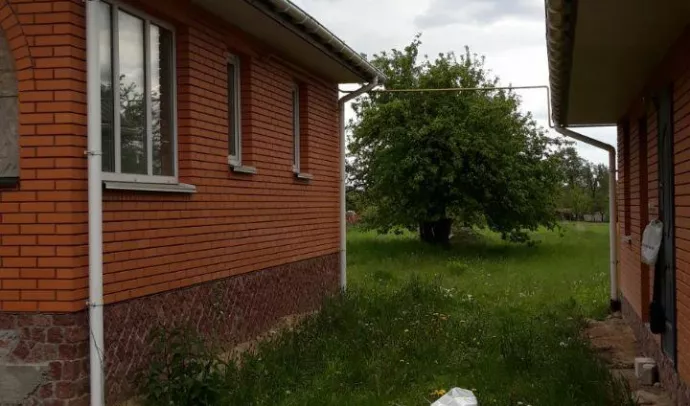 №5451 2-х поверховий приватний будинок в с. Березина