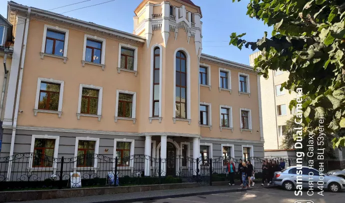 №8137 приміщення під офіс в центрі міста на вул. М.Бердичіська