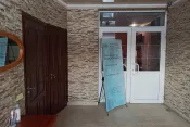 №8142 два приміщення під комерцію на віул. Вітрука