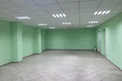 №8160 приміщення під комерцію в центрі міста Житній ринок
