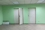 №8160 приміщення під комерцію в центрі міста Житній ринок