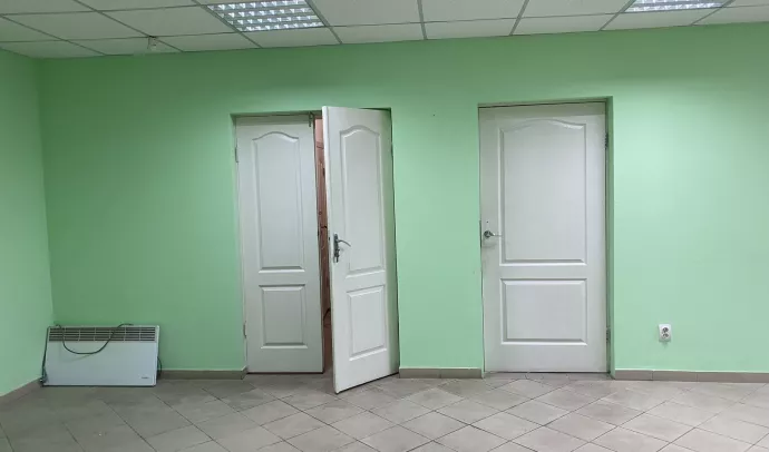 №8160 приміщення під комерцію в центрі міста Житній ринок