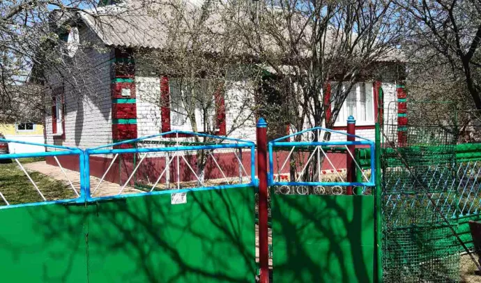 №5828 Продаж будинку в селі Городище з садом і ділянкою 