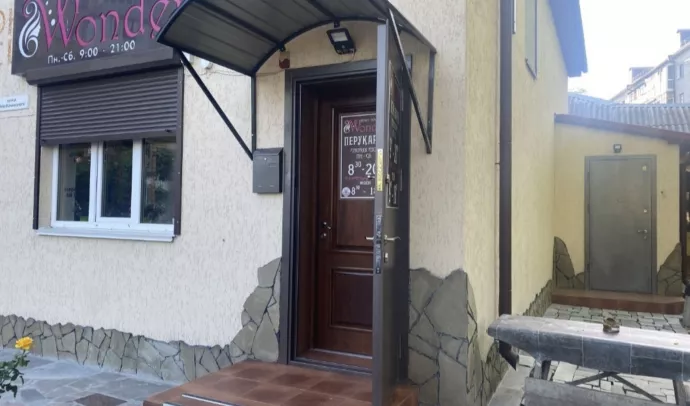 №8141 Продам діючий бізнес в центрі міста