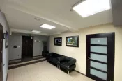 №8168 Продам приміщення вільного призначення на Небесної Сотні