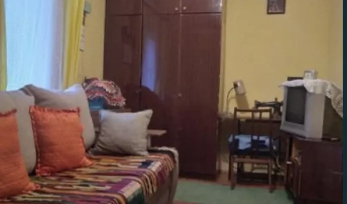 5714 Продам частину будинку