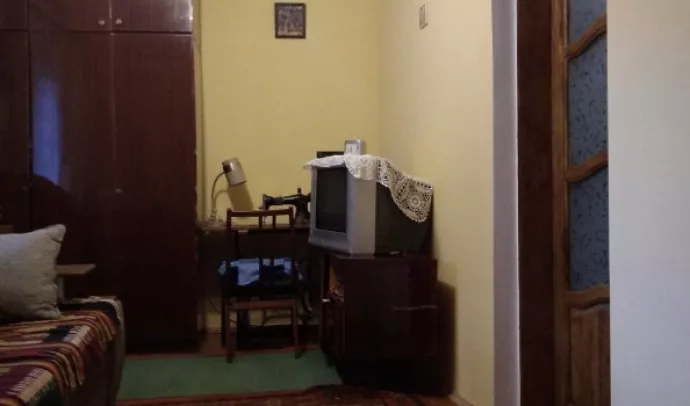 5714 Продам частину будинку