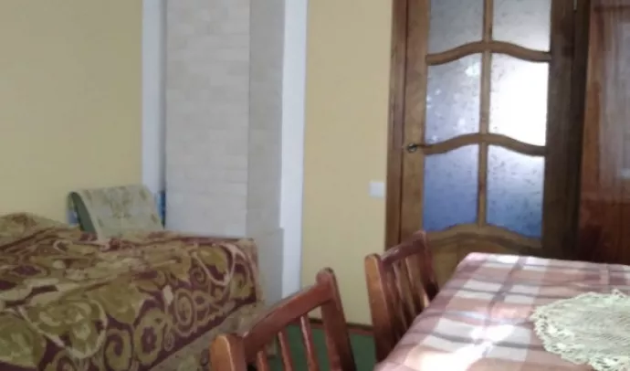 5714 Продам частину будинку