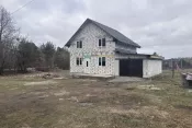 10019 Новий будинок у Левкові
