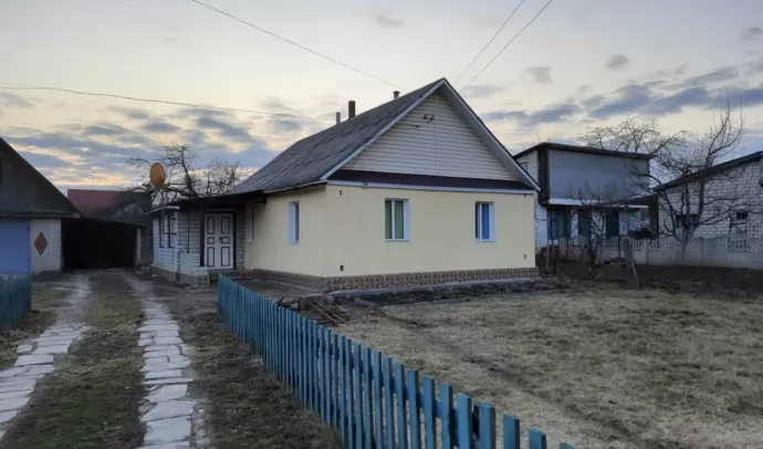 10002 Продам будинок в Коростишеві