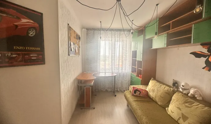 4182 Шикарна квартира на Перемоги