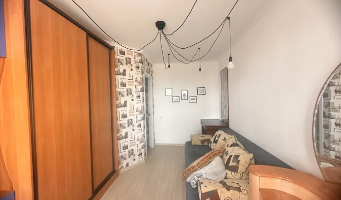 4182 Шикарна квартира на Перемоги