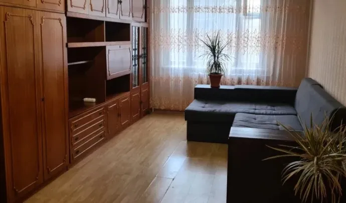 1788 Продам квартиру на Малікова