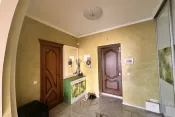 3932 Простора квартира в центрі