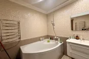 3932 Простора квартира в центрі