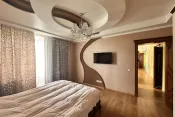 3932 Простора квартира в центрі