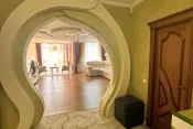 3932 Простора квартира в центрі