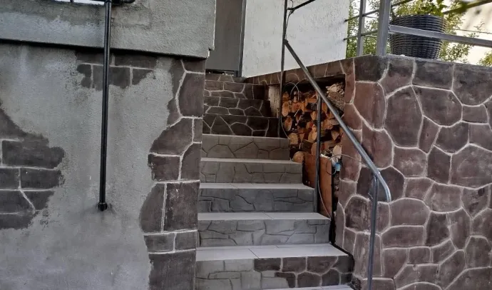 10052 Будинок в Пряжеві