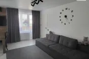 3915 Трьохкімнатна в центрі