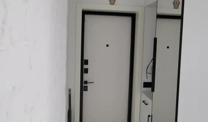 3915 Трьохкімнатна в центрі