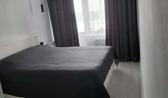 3915 Трьохкімнатна в центрі