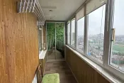 1090 Однокімнатна в центрі