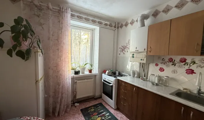 2292 Двокімнатна квартира з автономним опаленням