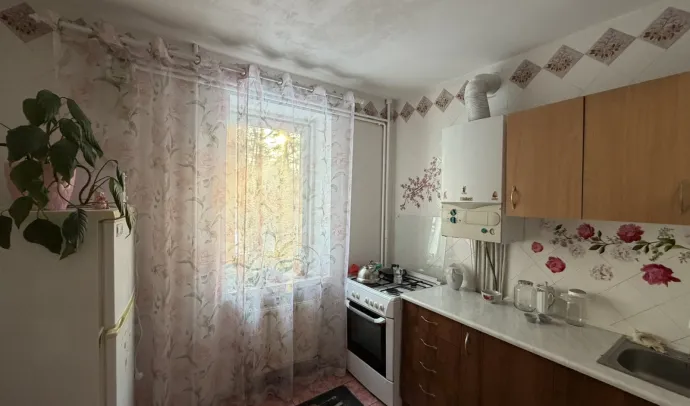 2292 Двокімнатна квартира з автономним опаленням