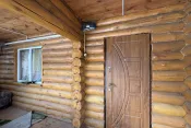 6082 Будинок біля річки