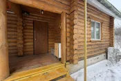6082 Будинок біля річки