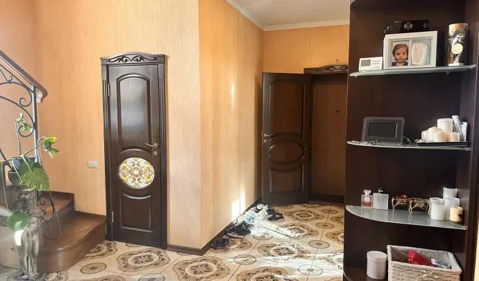 5823 Гарний будинок в Тетерівці 5823 Гарний будинок в Тетерівці