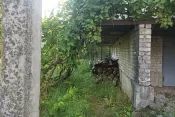 Продам дачу возле озера Мельком.