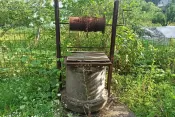 Продам дачу возле озера Мельком.
