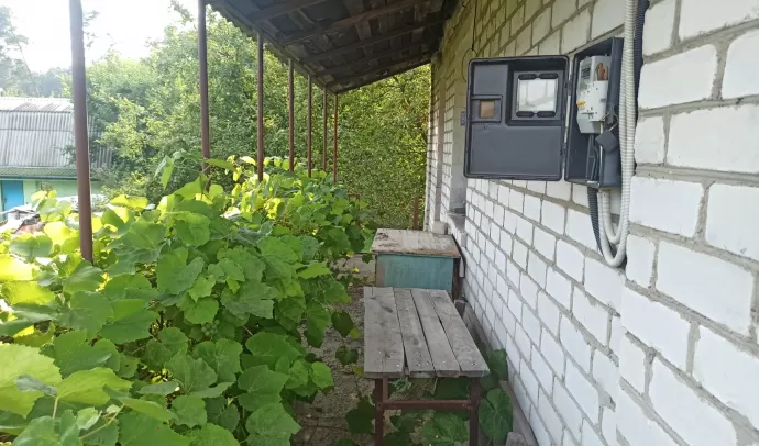 Продам дачу возле озера Мельком.