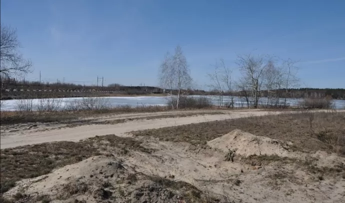 Продаж земельної ділянки комерційного призначення